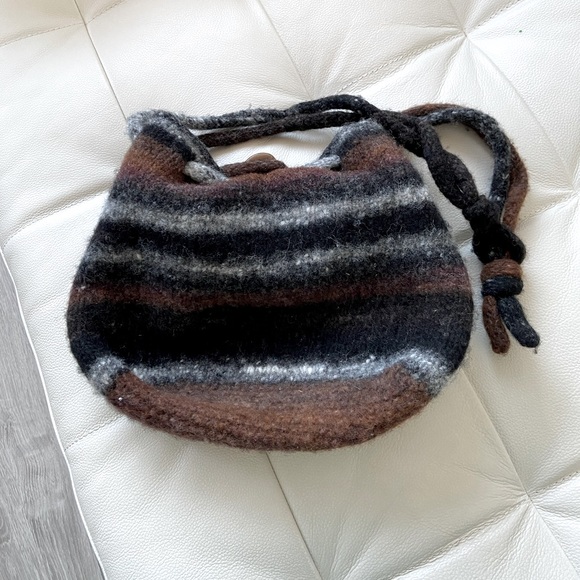 Handmade Felt Purse π€π€π€ - Picture 1 of 7